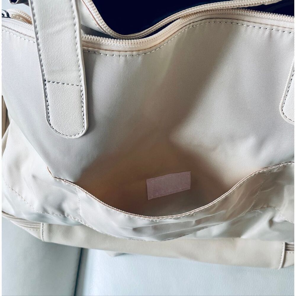 NWT Jessica Simpson cream Nylon Pu Leather Multi Pockets Weekender Duffle Bag - Picture 12 of 16
